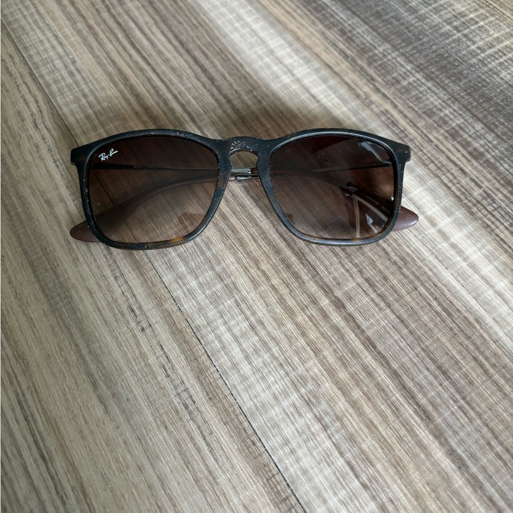 Ray-Ban Sunglasses